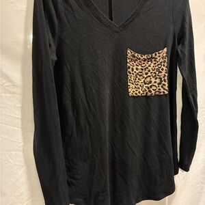 Zenana Outfitters Black Top with Leopard Pocket